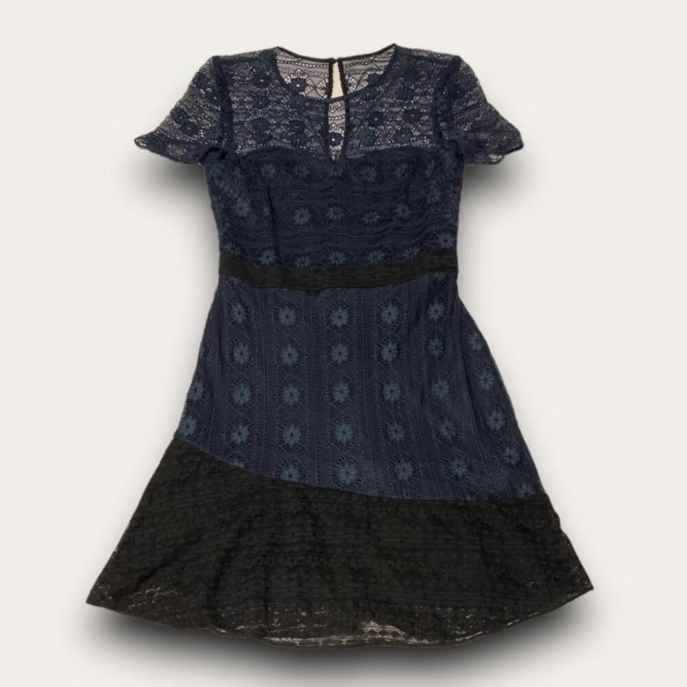 Floral Overlay Mini Dress Lace Crochet Kensie Size 4 Navy Black Summer Chic - Picture 1 of 6